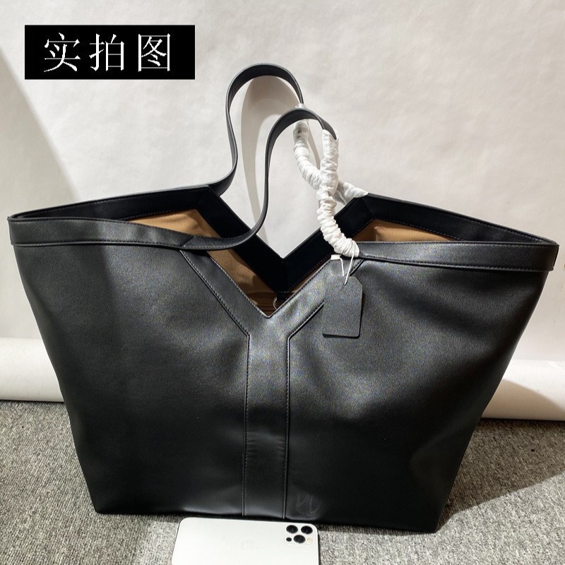 Leather Work Handbag - กระเป๋าโท้ทขนาดใหญ่ ดีไซน์ใหม่ ปี 2026 แฟชั่นเฉพาะกลุ่ม ใช้งานได้หลากหลาย