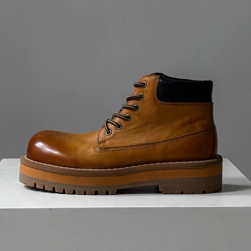 Leather Work Boots - รองเท้าบูทข้อเท้าผู้ชายสไตล์อังกฤษ สีน้ำตาล หนังแท้ย้อนยุค ลำลอง ทันสมัย พื้นหนา