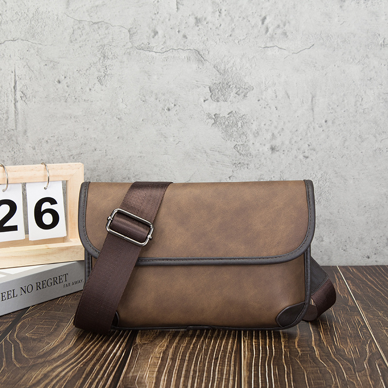 Leather Work Bag Men - กระเป๋าถือสะพายไหล่แบรนด์หรูสไตล์วินเทจสำหรับผู้ชาย หนัง PU แบบมีฝาปิดเรียบง่าย กระเป๋าคาดลำตัวผู้ชาย กระเป๋าธุรกิจผู้ชาย